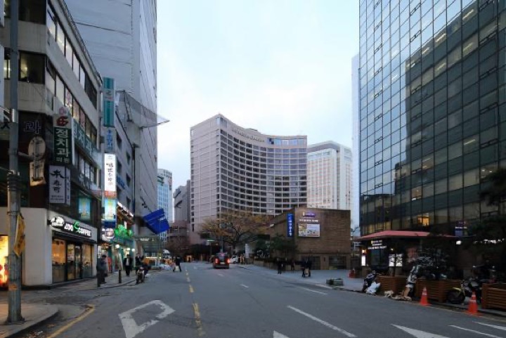 Exterior photograph of Westin Josun Seoul