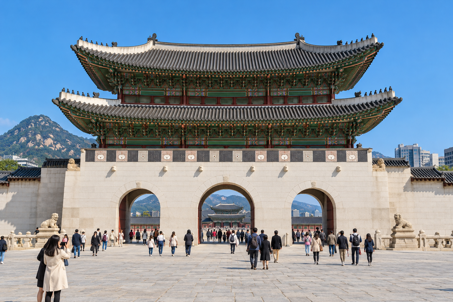 Gwanghwamun Gate in central Seoul with visitors